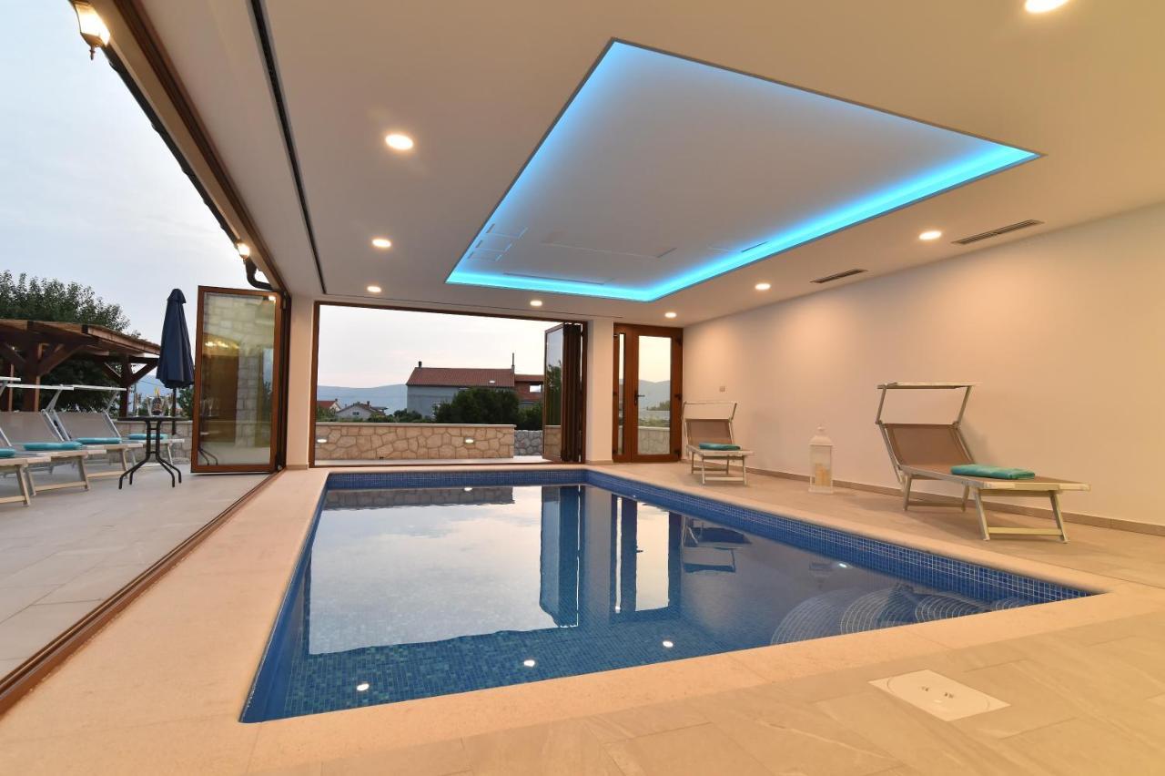 Villa Muskatel -With Heated Pool Brzac 외부 사진