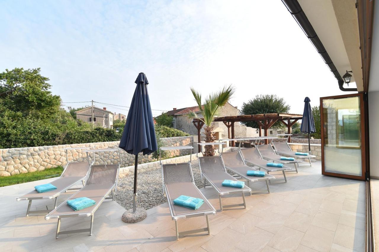 Villa Muskatel -With Heated Pool Brzac 외부 사진