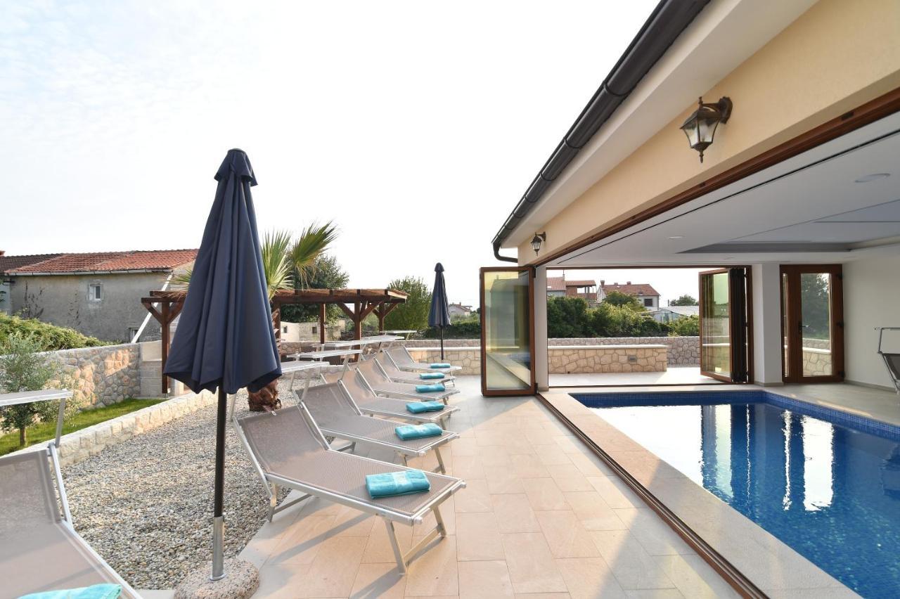 Villa Muskatel -With Heated Pool Brzac 외부 사진