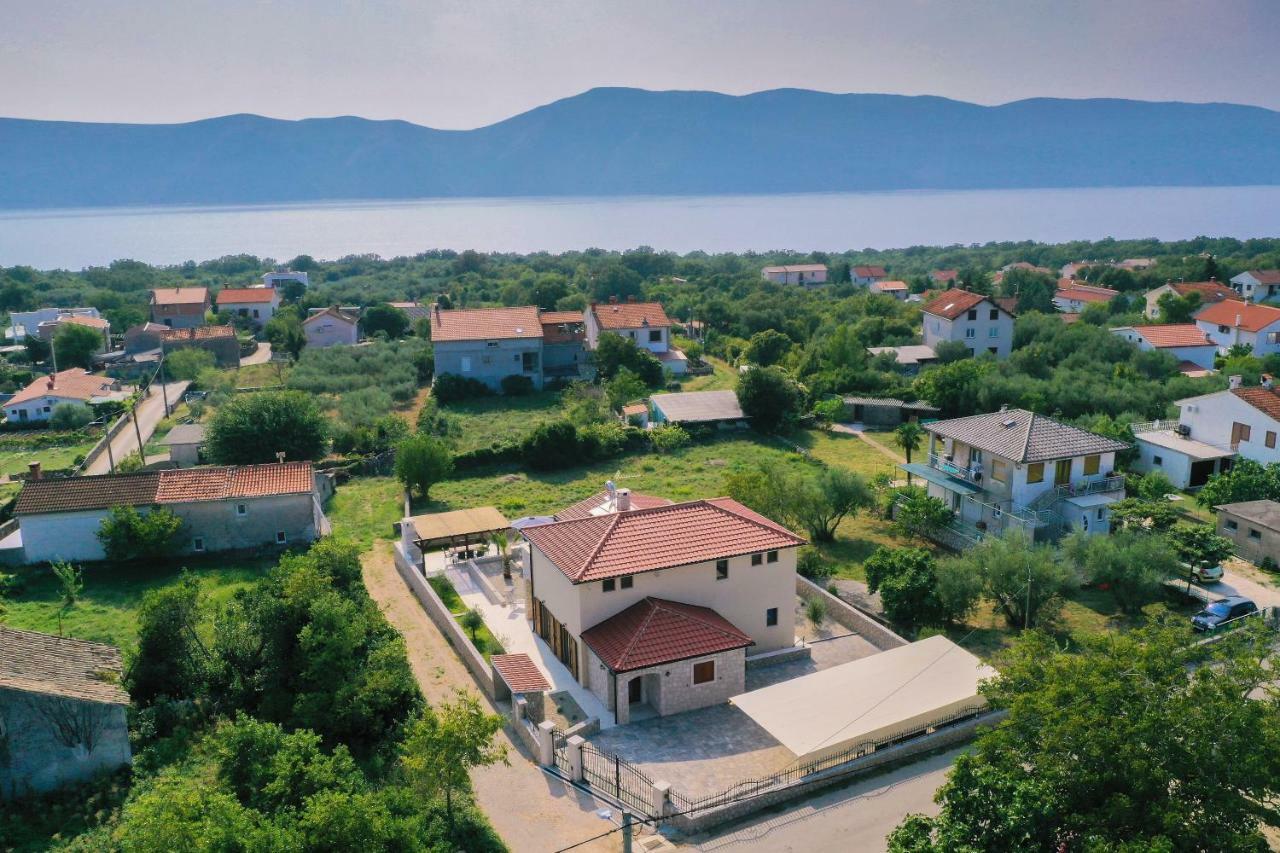 Villa Muskatel -With Heated Pool Brzac 외부 사진